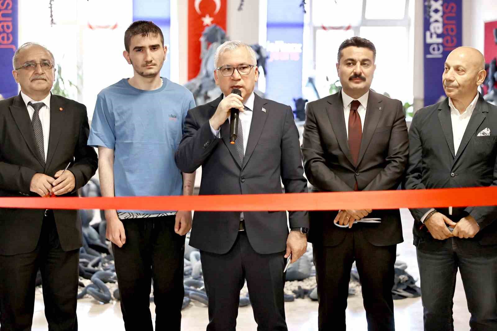 Sivas’ta kumaş atıkları oyuncağa dönüştü 