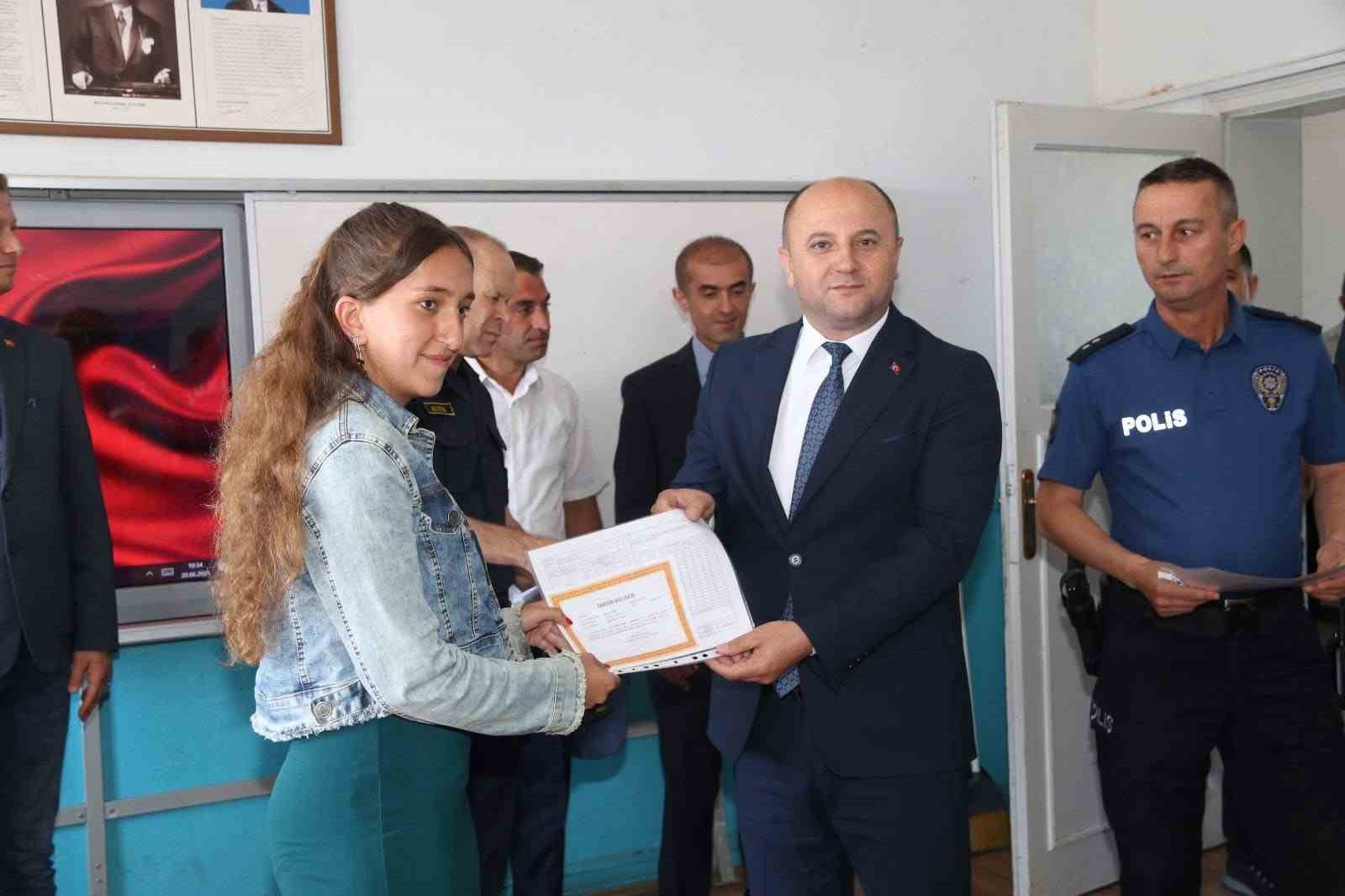 Amasya’da 65 bin 148 öğrenci karne aldı 
