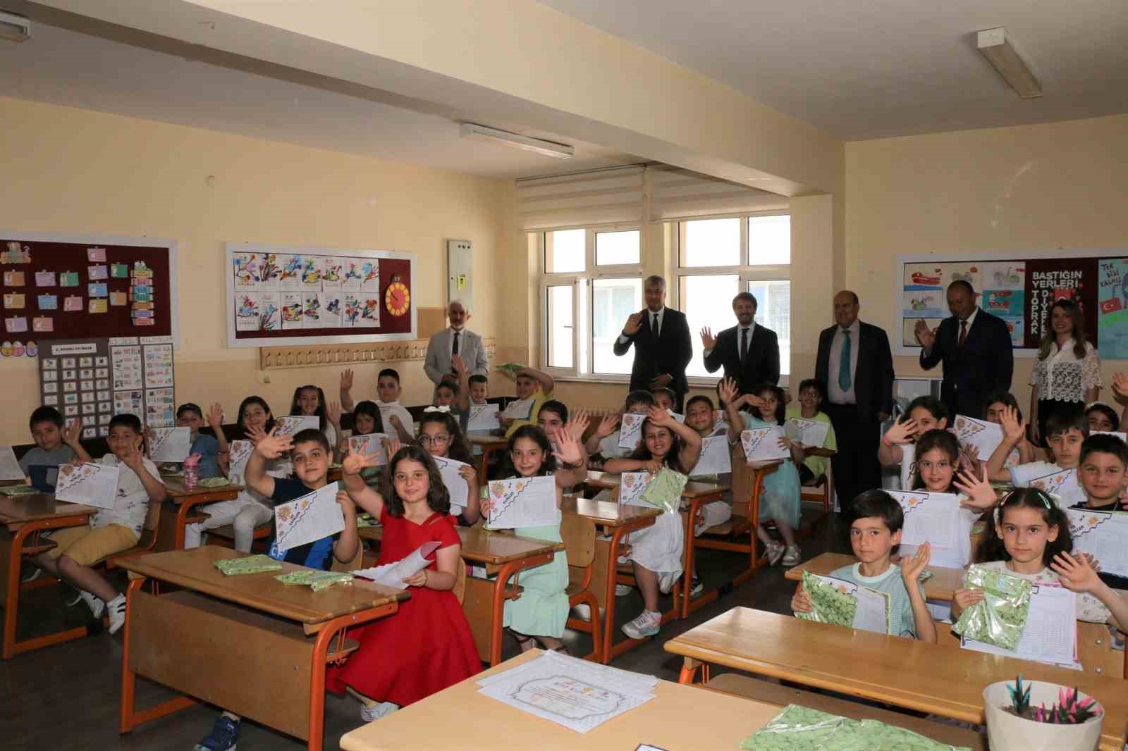 Amasya’da 65 bin 148 öğrenci karne aldı 