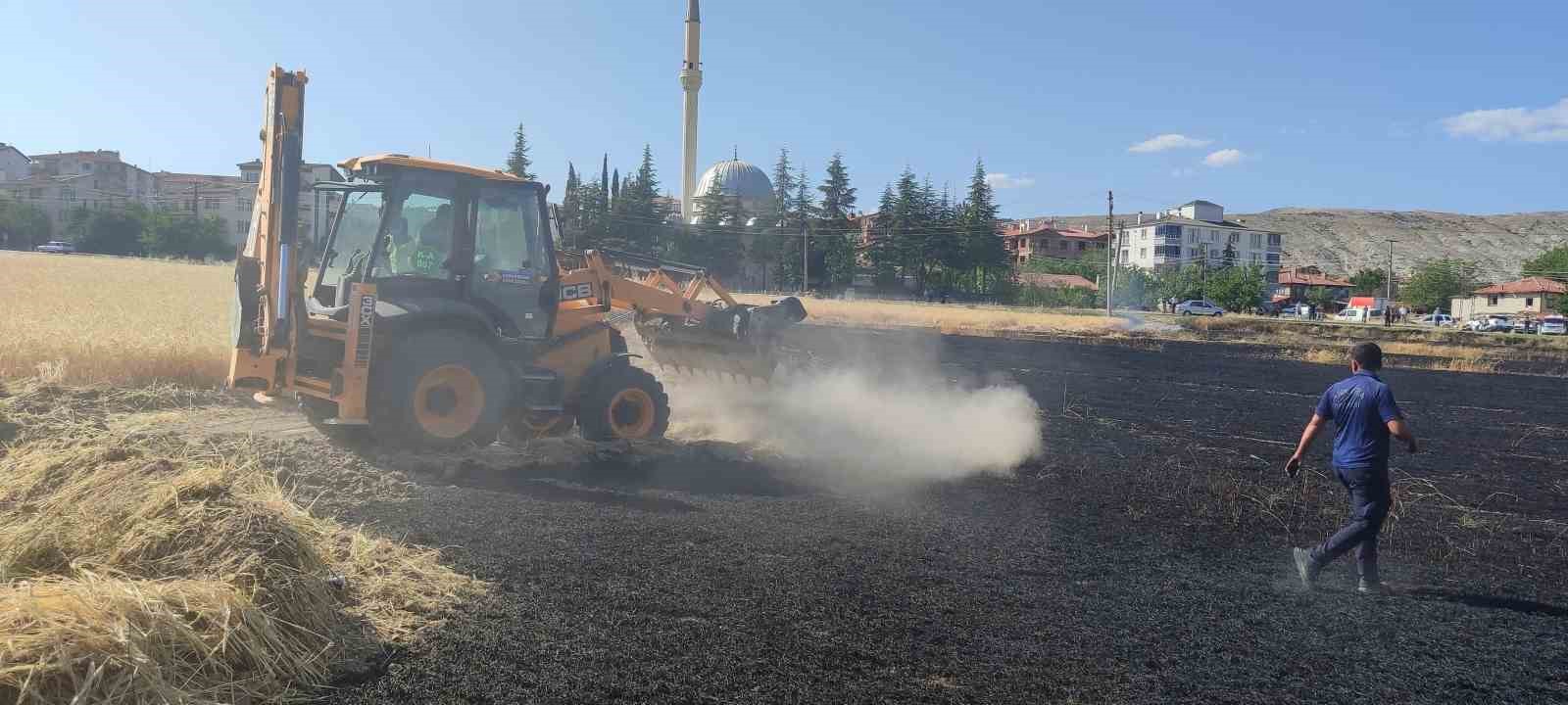 Beypazarı’nda tarla yangını 