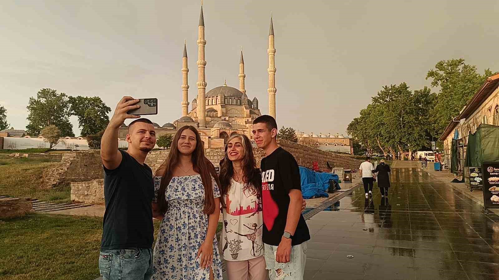 Edirne’de yağmur sonrası gökkuşağı şöleni 