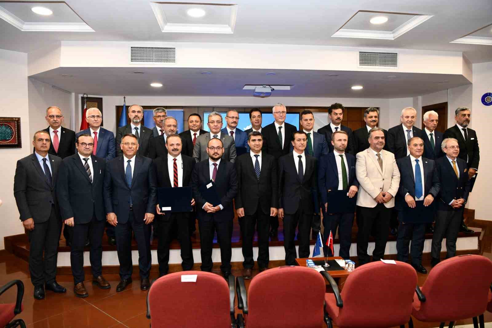 Ardahan Üniversitesi’ne ‘Kurumsal Akreditasyon Belgesi’ 