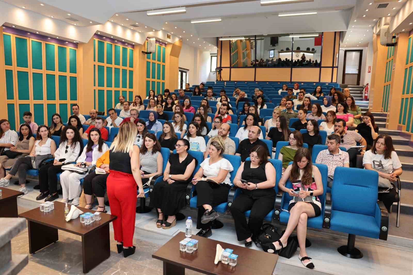 Denizli OSB’de Yeni Nesil İnsan Kaynakları Yönetimi konuşuldu 