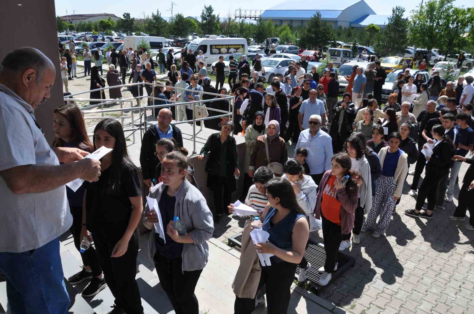 Kars’ta YKS heyecanı