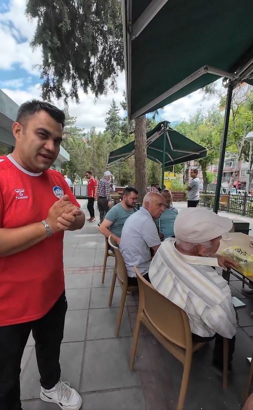 Büyükşehir Spor A.Ş.’den Emekliler Kafeteryası’nda jimnastik aktivitesi 