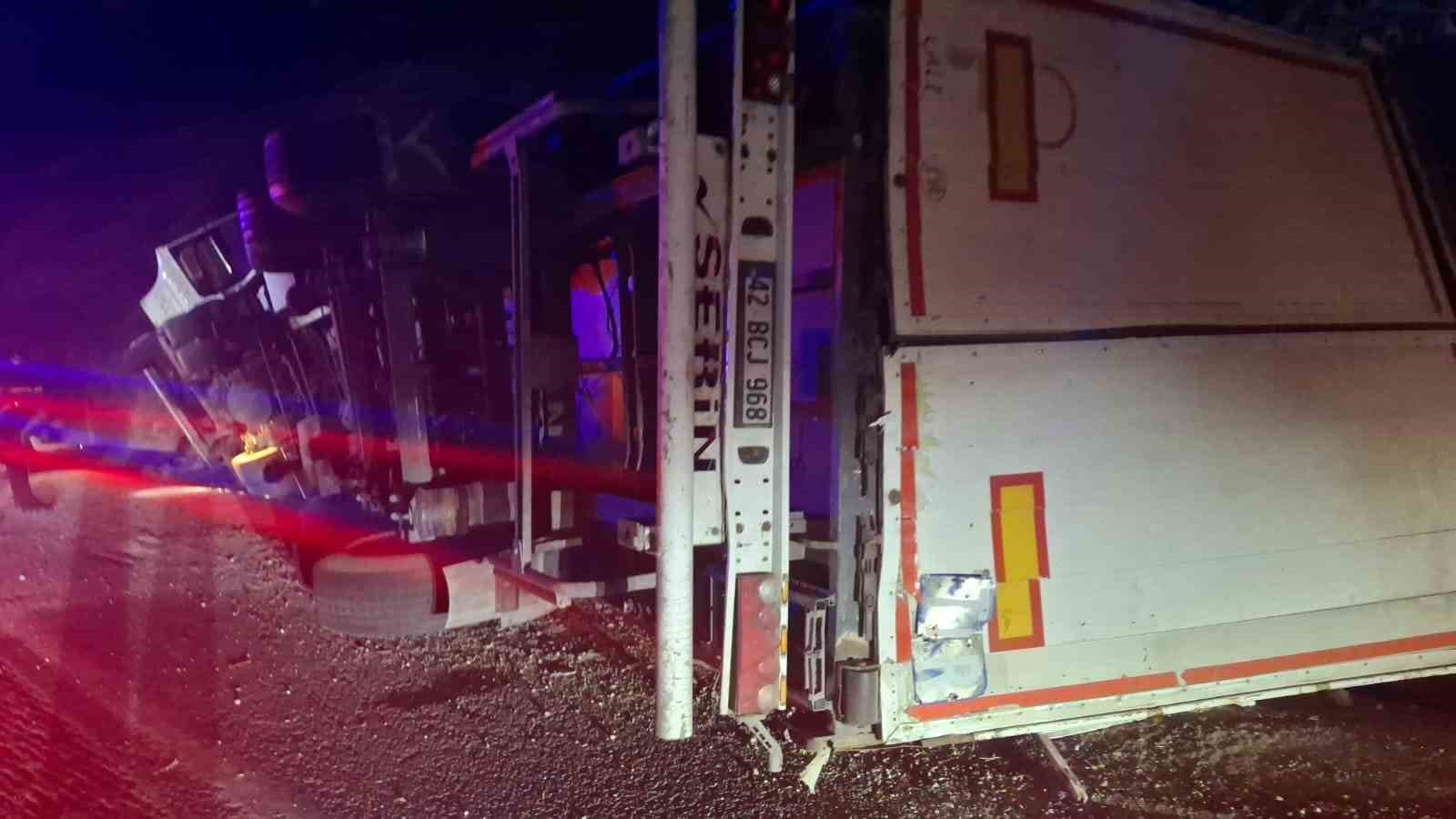 Bozüyük’te çekici devrildi: 1 ölü, 1 yaralı 