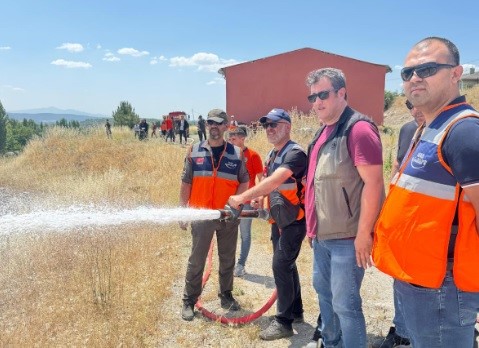 Tavşanlı’da AFAD gönüllülerine orman yangını eğitimi verildi 