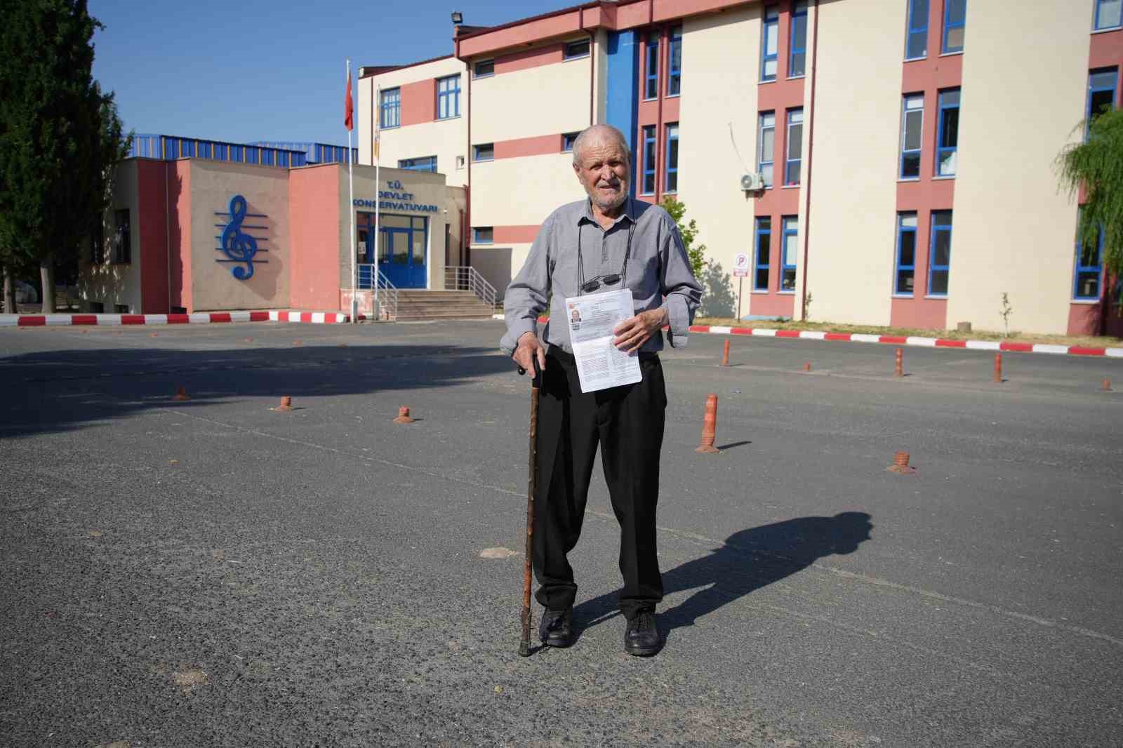 YKS’nin en yaşlı adayı 81 yaşındaki 