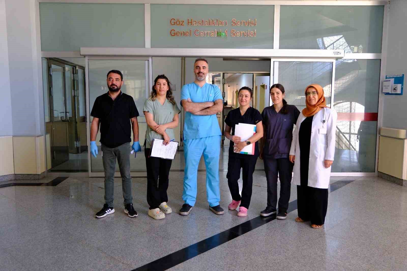 Van’da bir günde 40 göz ameliyatı yapılıyor 