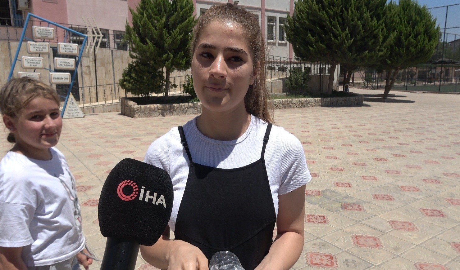 Kilis’te TYT sona erdi, adaylar sınav deneyimlerini paylaştı 