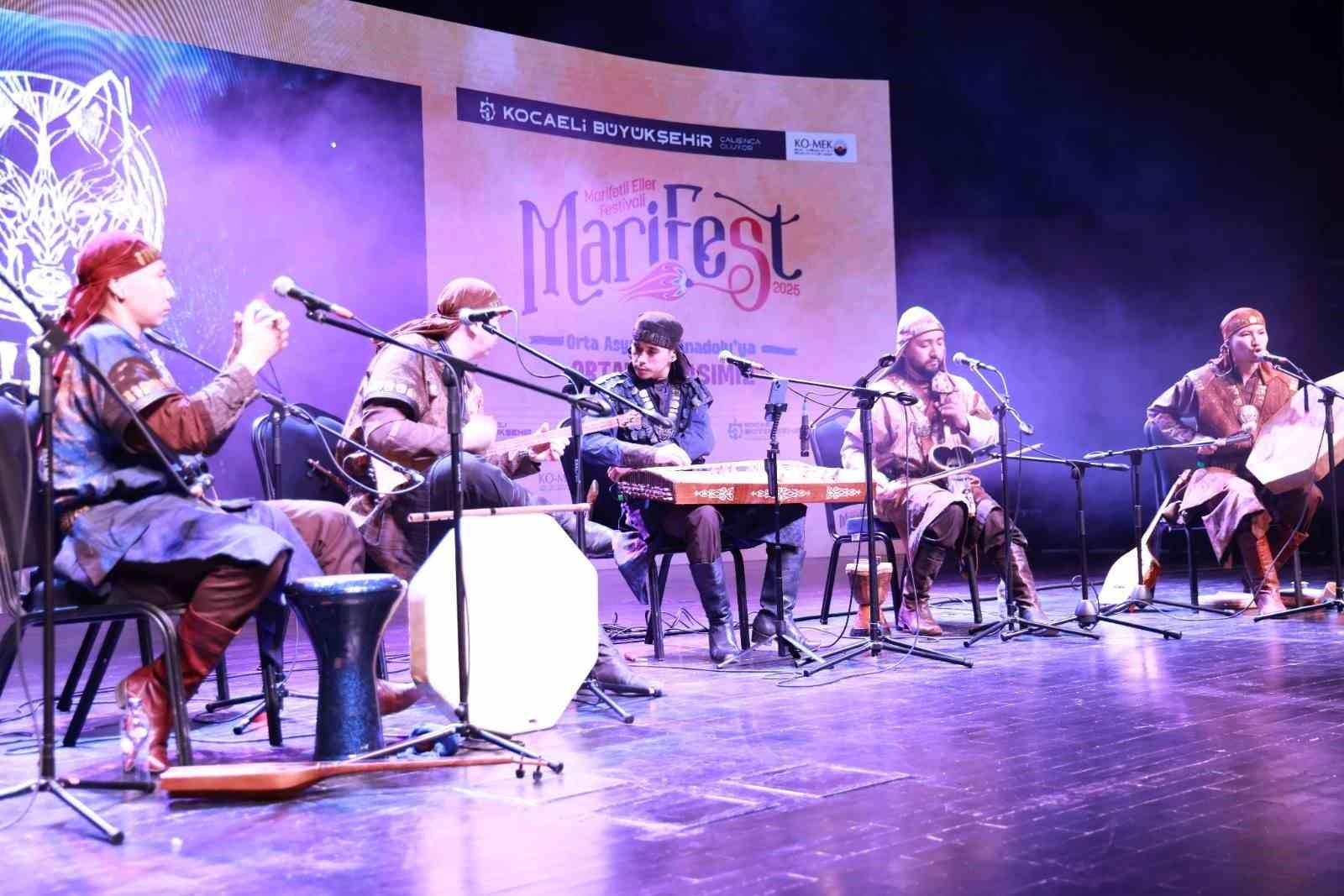 Kocaeli’de Turan Ethno-Folk Ensemble rüzgarı 