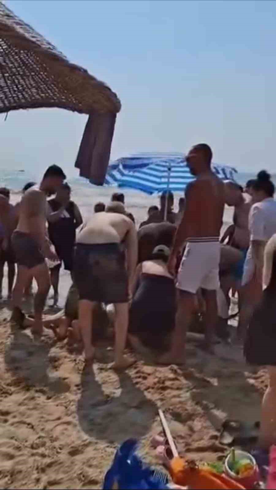 Kuşadası Kadınlar Denizi’nde 2 kişi boğuldu
