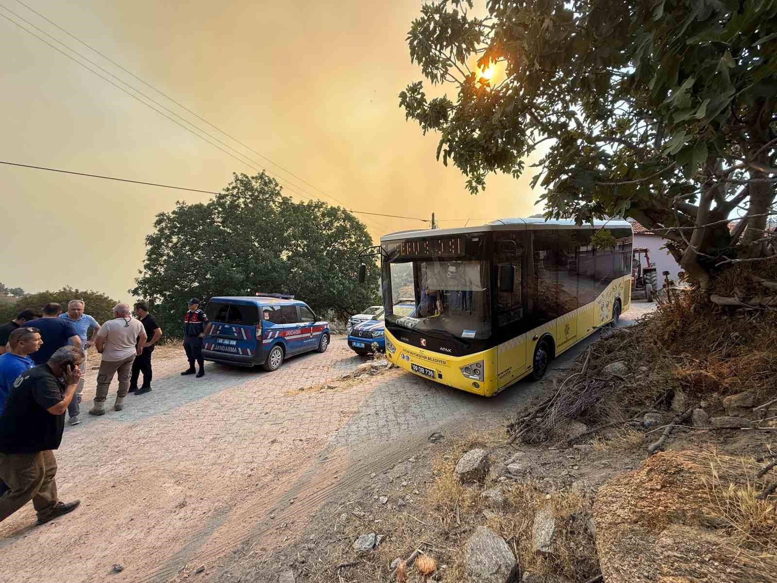 Aydın’da köyler tahliye edilmeye başlandı
