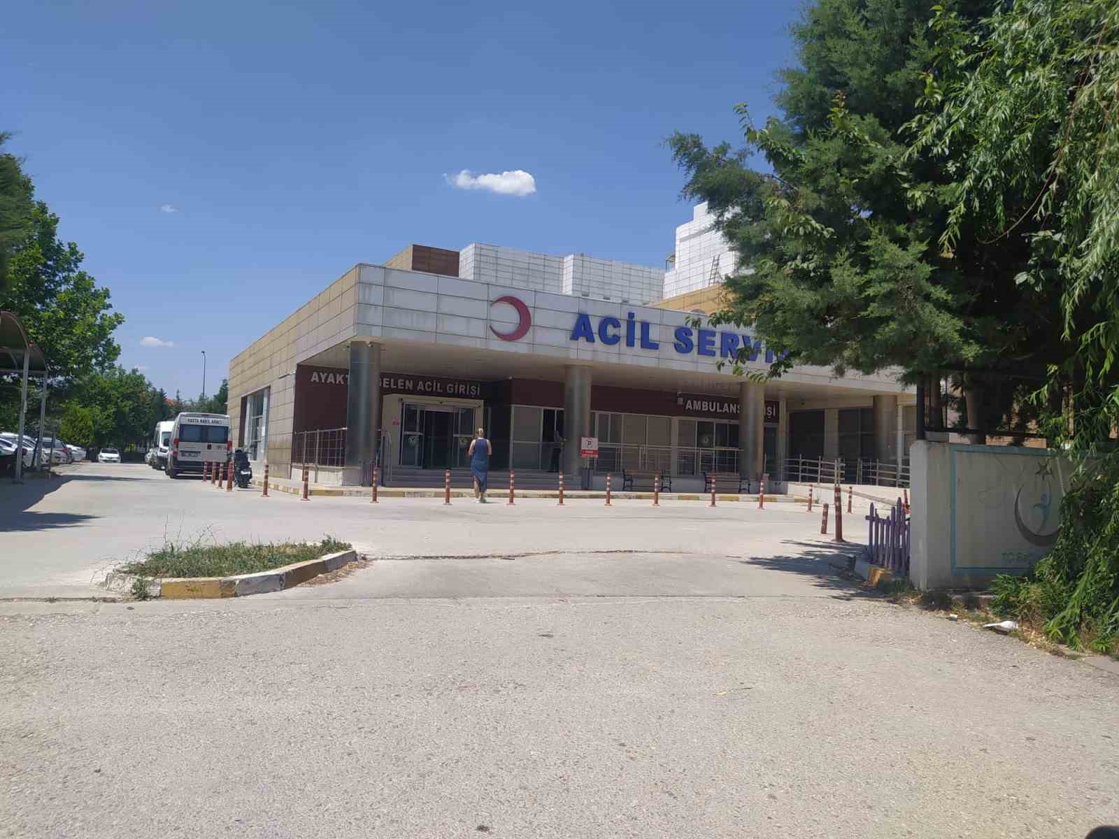 Okulun son günü öğretmenler yumruklu kavga etti