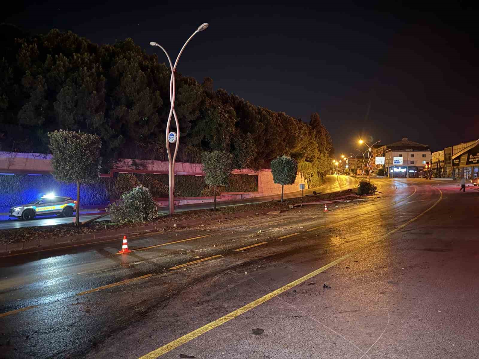 Alkollü sürücü dehşet saçtı: Karşı şeride geçti, ortalık savaş alanına döndü 