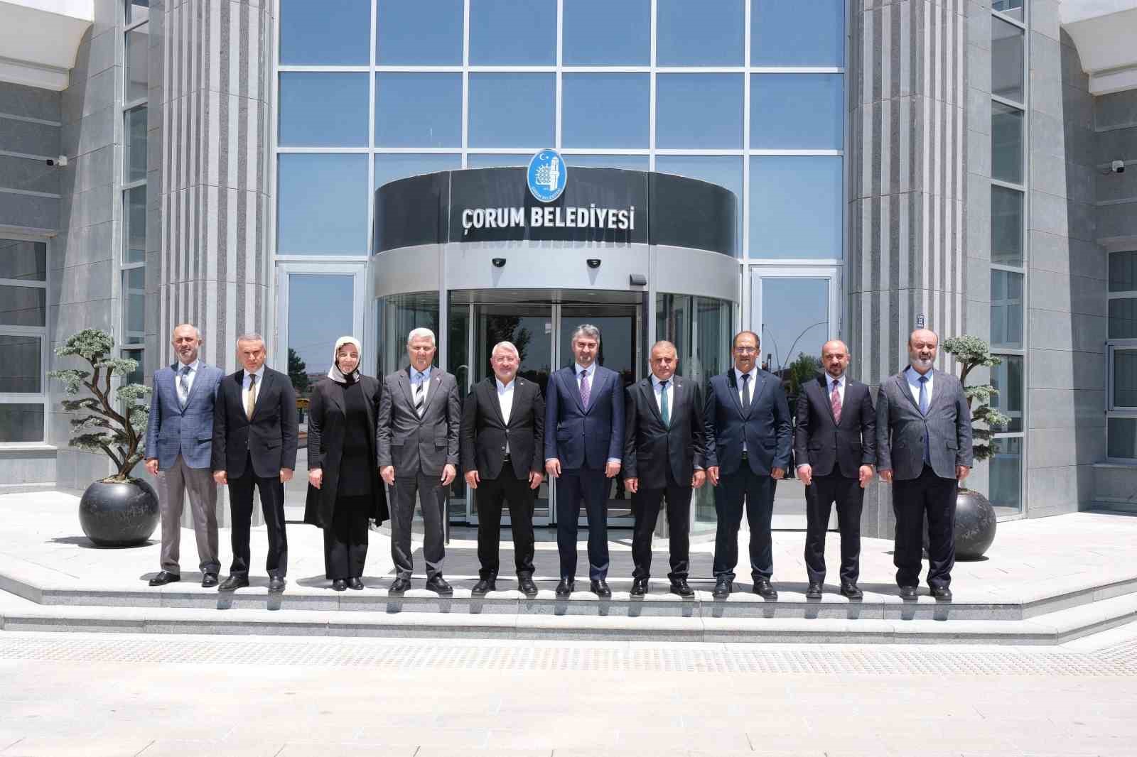 Bakan Yardımcısı Tarıkdaroğlu’ndan Başkan Aşgın’a ziyaret 