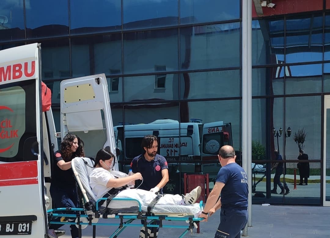YKS’ye 2 gün boyunca ambulansla götürüldü