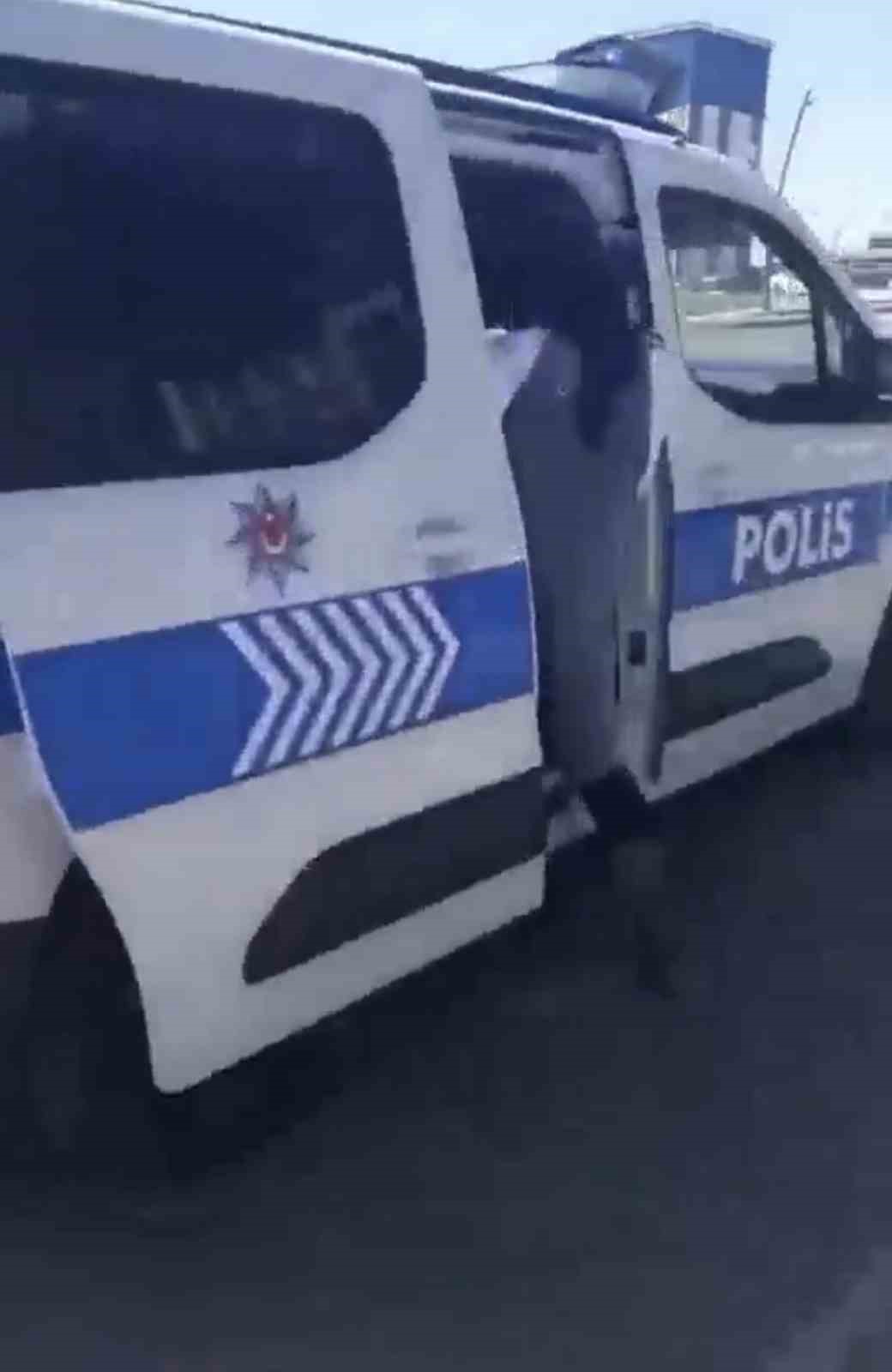 Bingöl’de kimliğini evde unutan öğrencinin imdadına polis yetişti