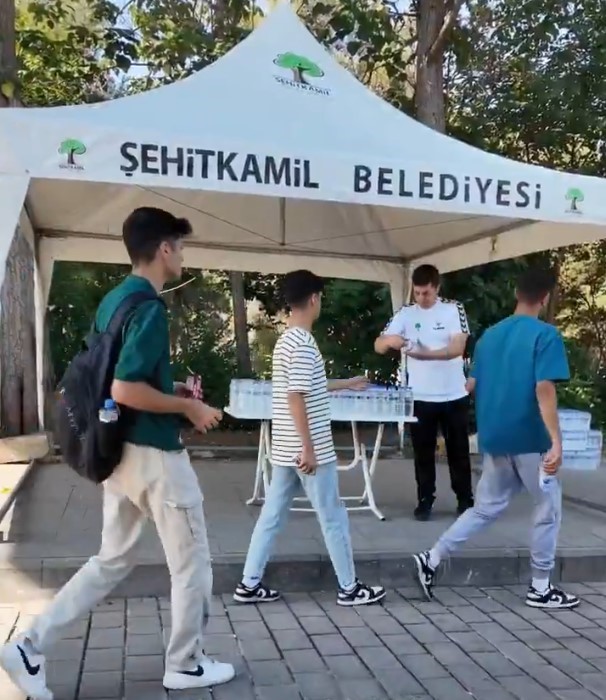 Şehitkamil Belediyesi’nden sınava giren öğrencilere destek 