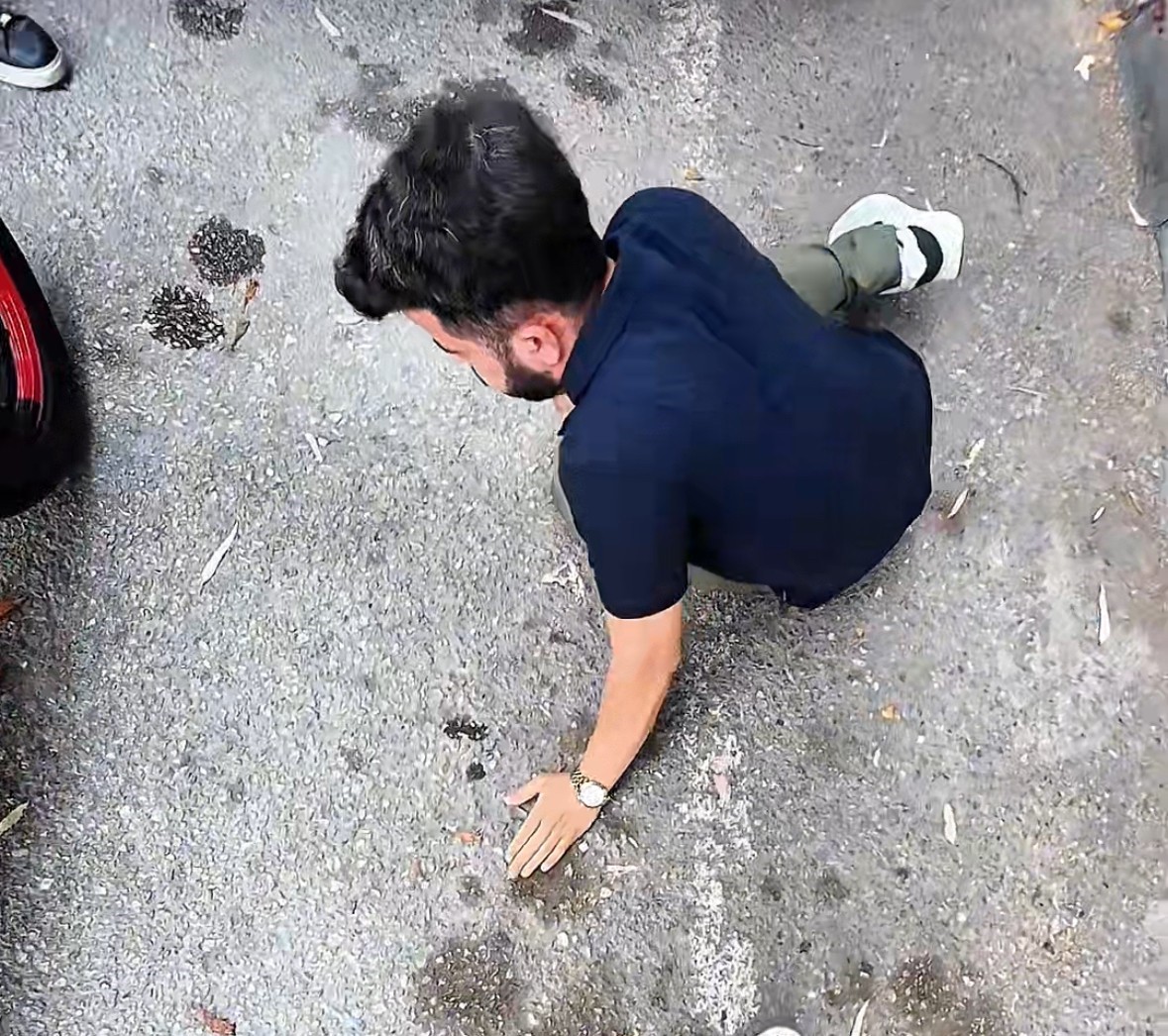 Boğazına şeker kaçan vatandaş Heimlich manevrasıyla hayata tutundu 
