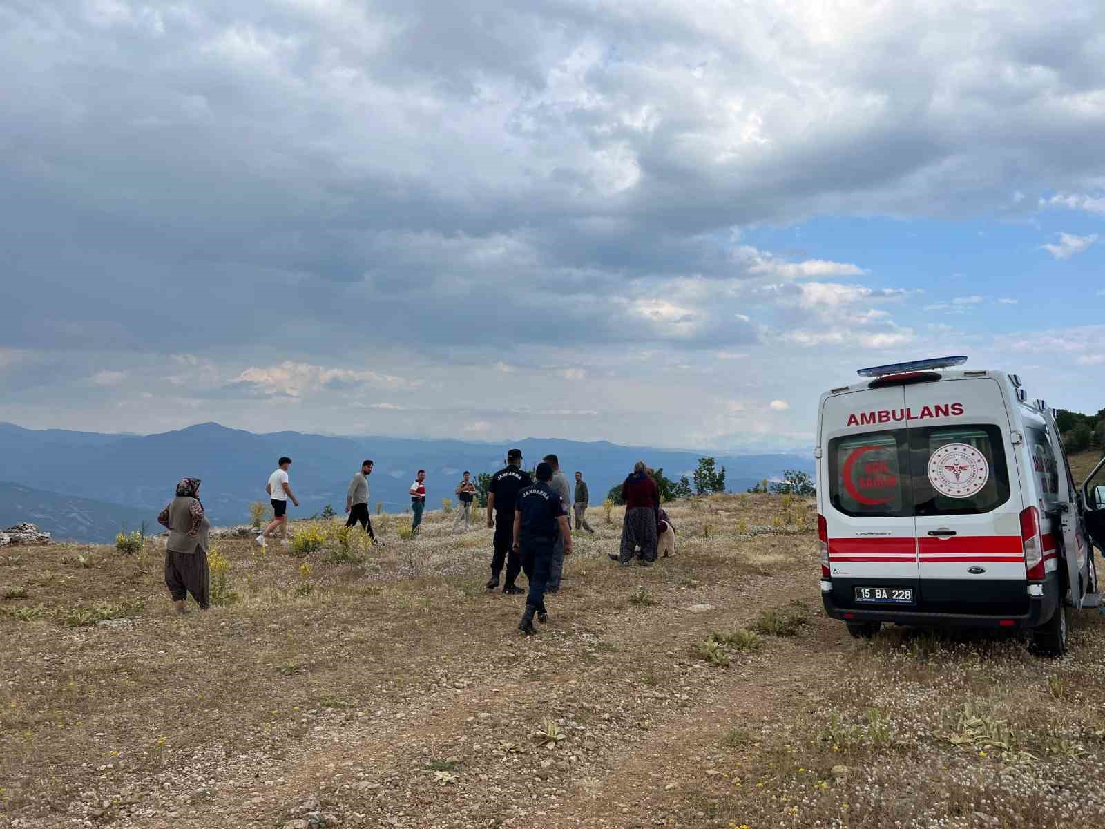 Ot toplamak için antik kente çıkan kadın kayalıklardan düşerek hayatını kaybetti 