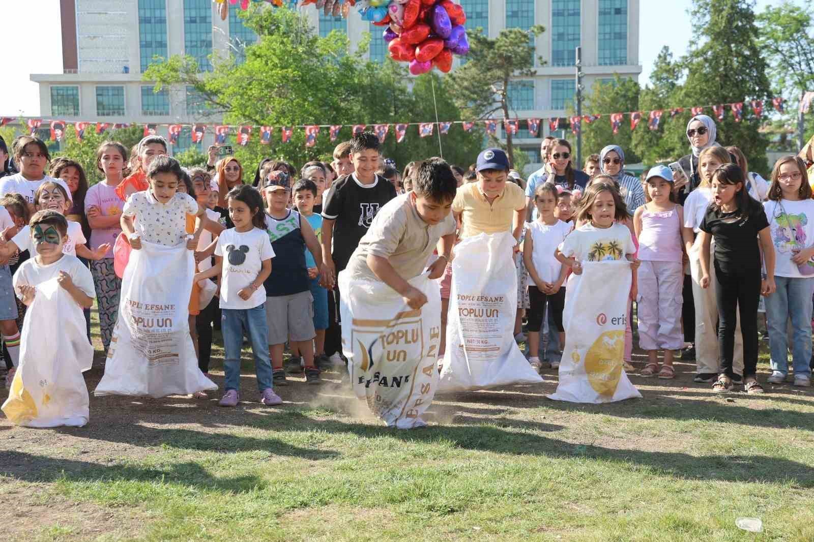 Kırıkkale’de Karne Şenliği renkli görüntülere sahne oldu 