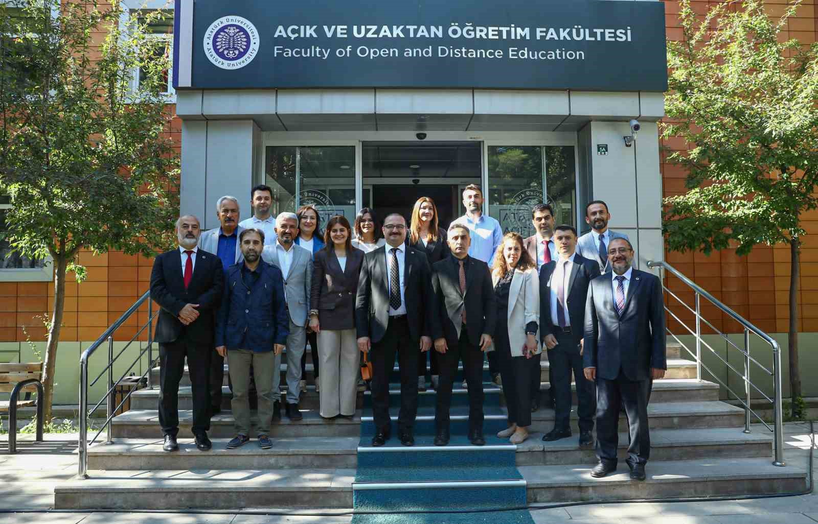 Genç istihdamına yönelik güçlü iş birliği 