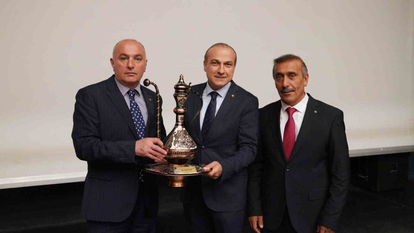 Cumhuriyeti Kuran Şehirler Amasya’da Buluştu 