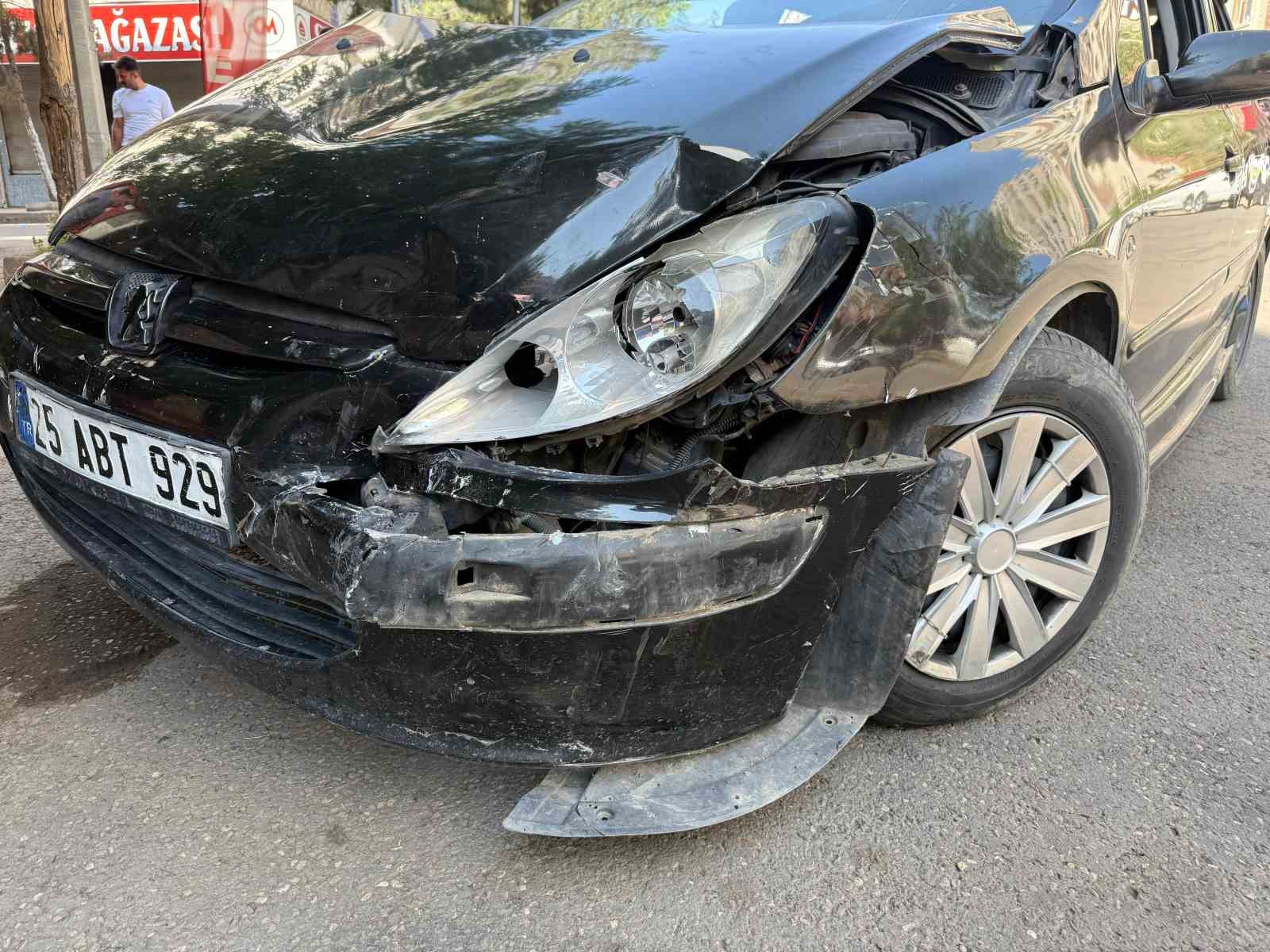 Diyarbakır’da trafik kazası: 5 yaralı 