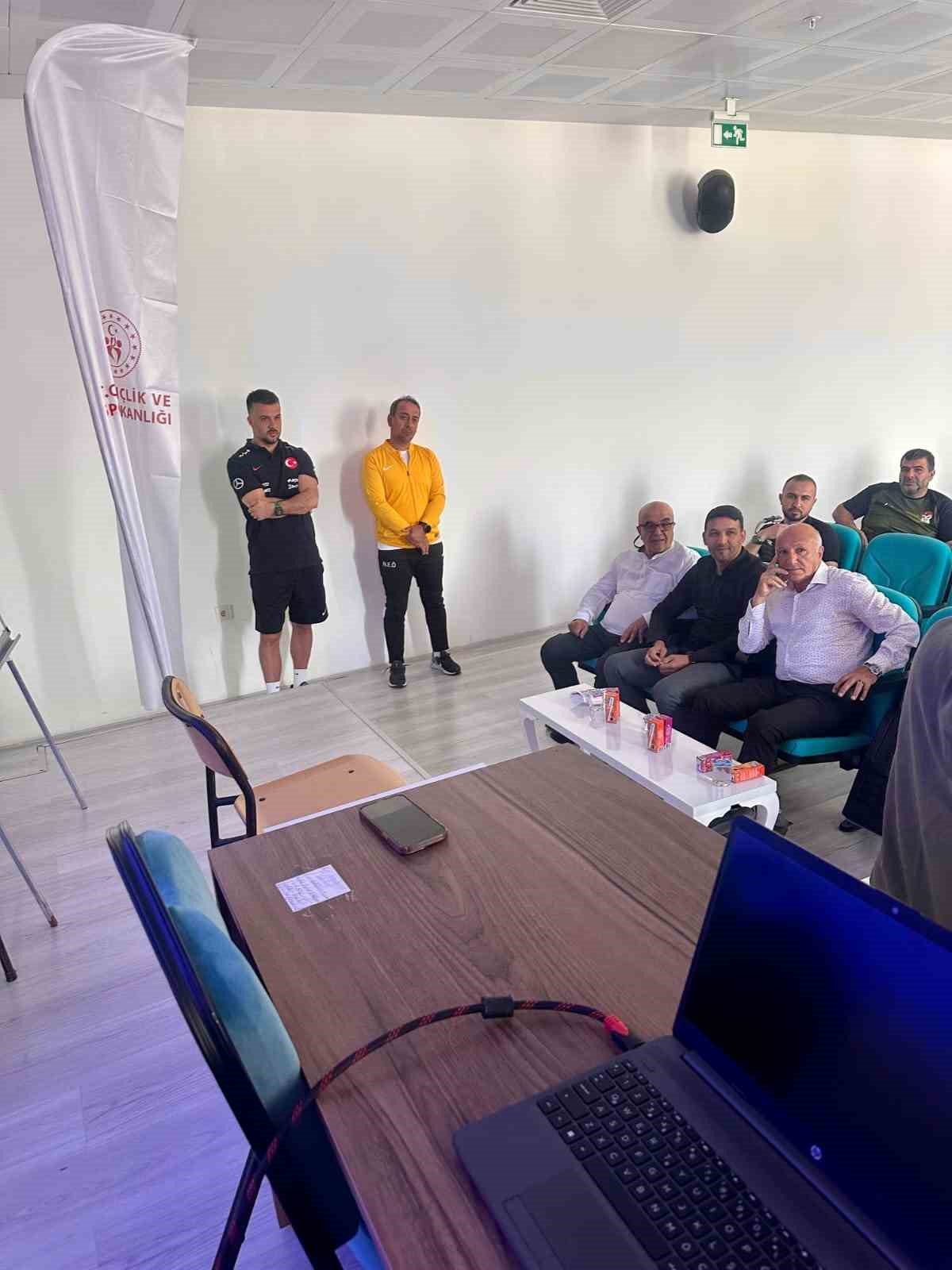 Malatya’da Uefa C Futbol Antrenör Kursu başladı 