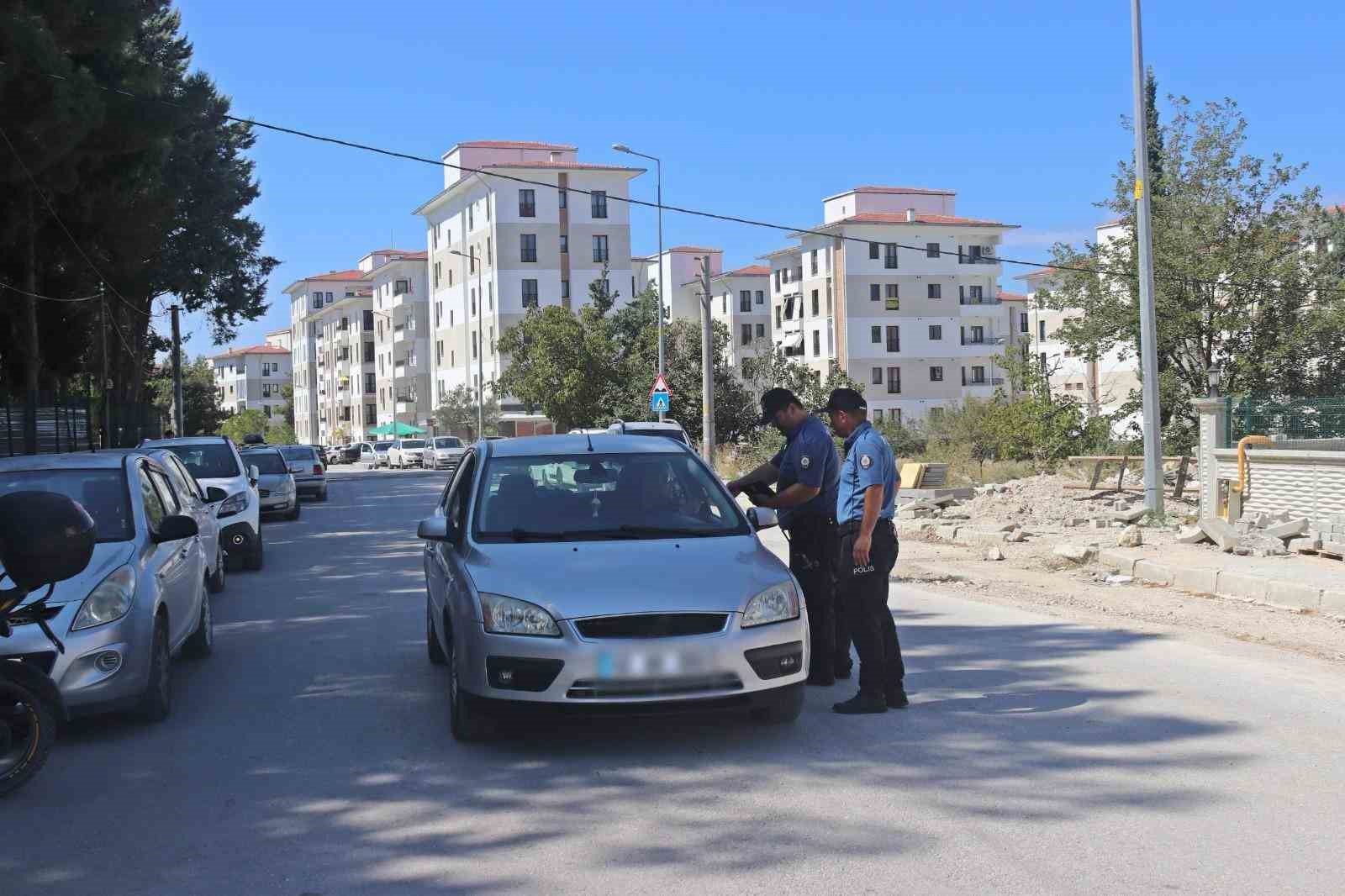 Burdur’da 15 günde 33 aranan şahıs yakalandı, 361 şüpheliye adli işlem yapıldı 
