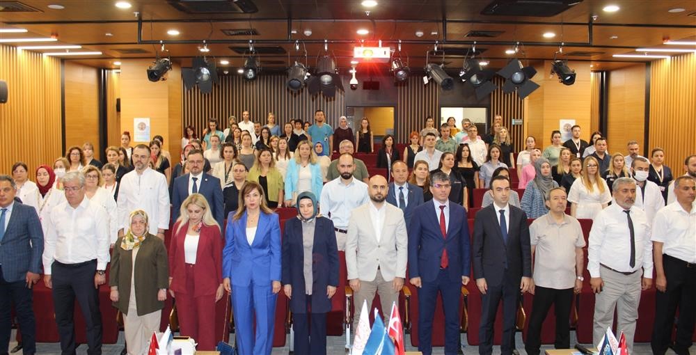 ’Beyin ölümü tanı süreçlerindeki zorluklar ve bağışlanan organların korunması için stratejiler’ konulu sempozyum