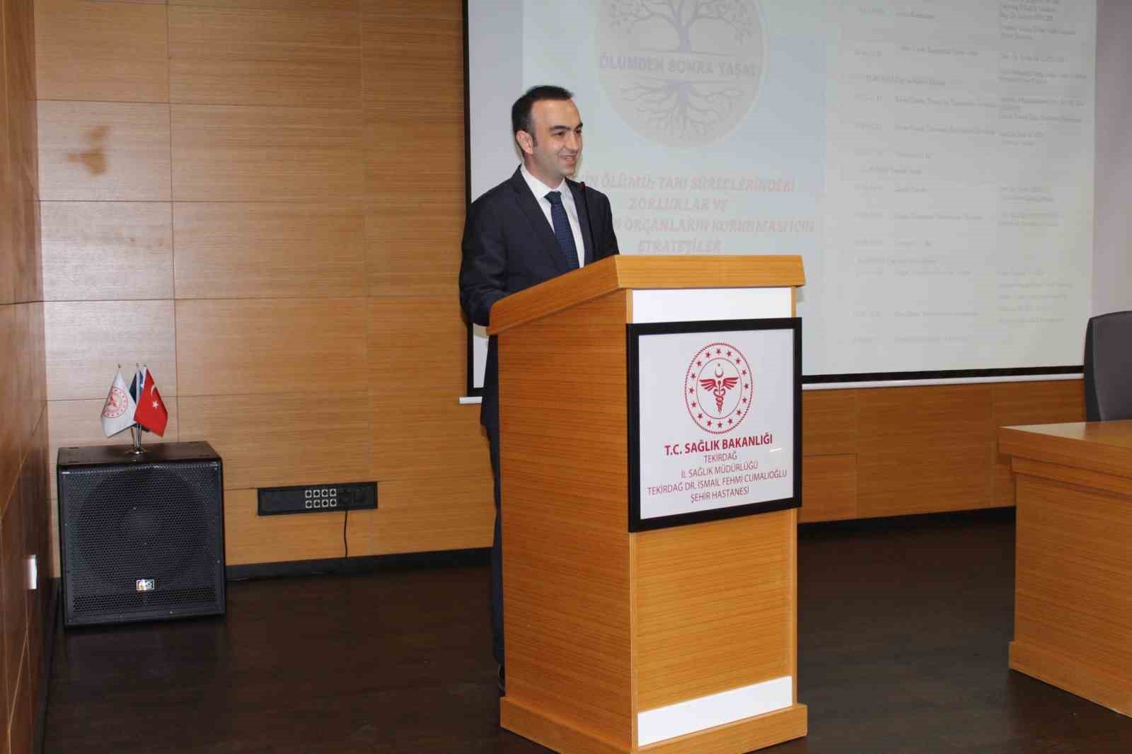 ’Beyin ölümü tanı süreçlerindeki zorluklar ve bağışlanan organların korunması için stratejiler’ konulu sempozyum 