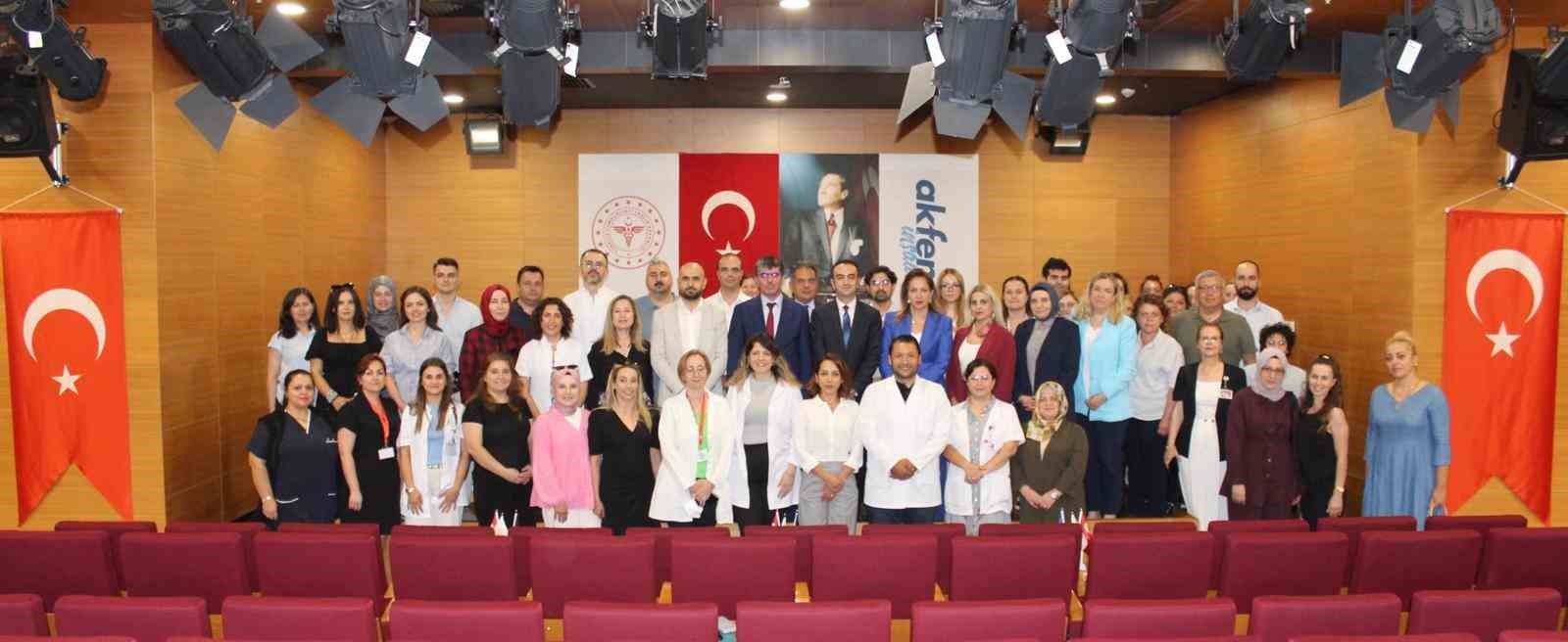 ’Beyin ölümü tanı süreçlerindeki zorluklar ve bağışlanan organların korunması için stratejiler’ konulu sempozyum 
