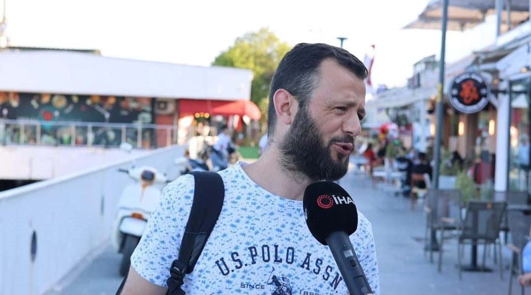 Sarıyer’de denizden gelen kötü koku vatandaşları rahatsız ediyor 