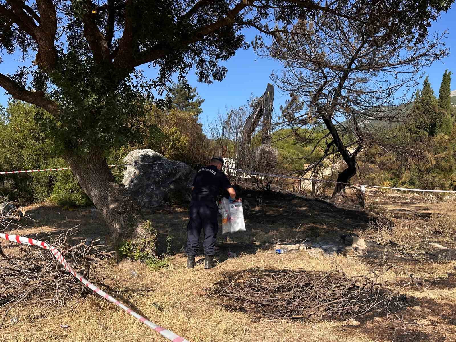 Soma’da semaver ateşinden çıkan yangın söndürüldü: 1 gözaltı 