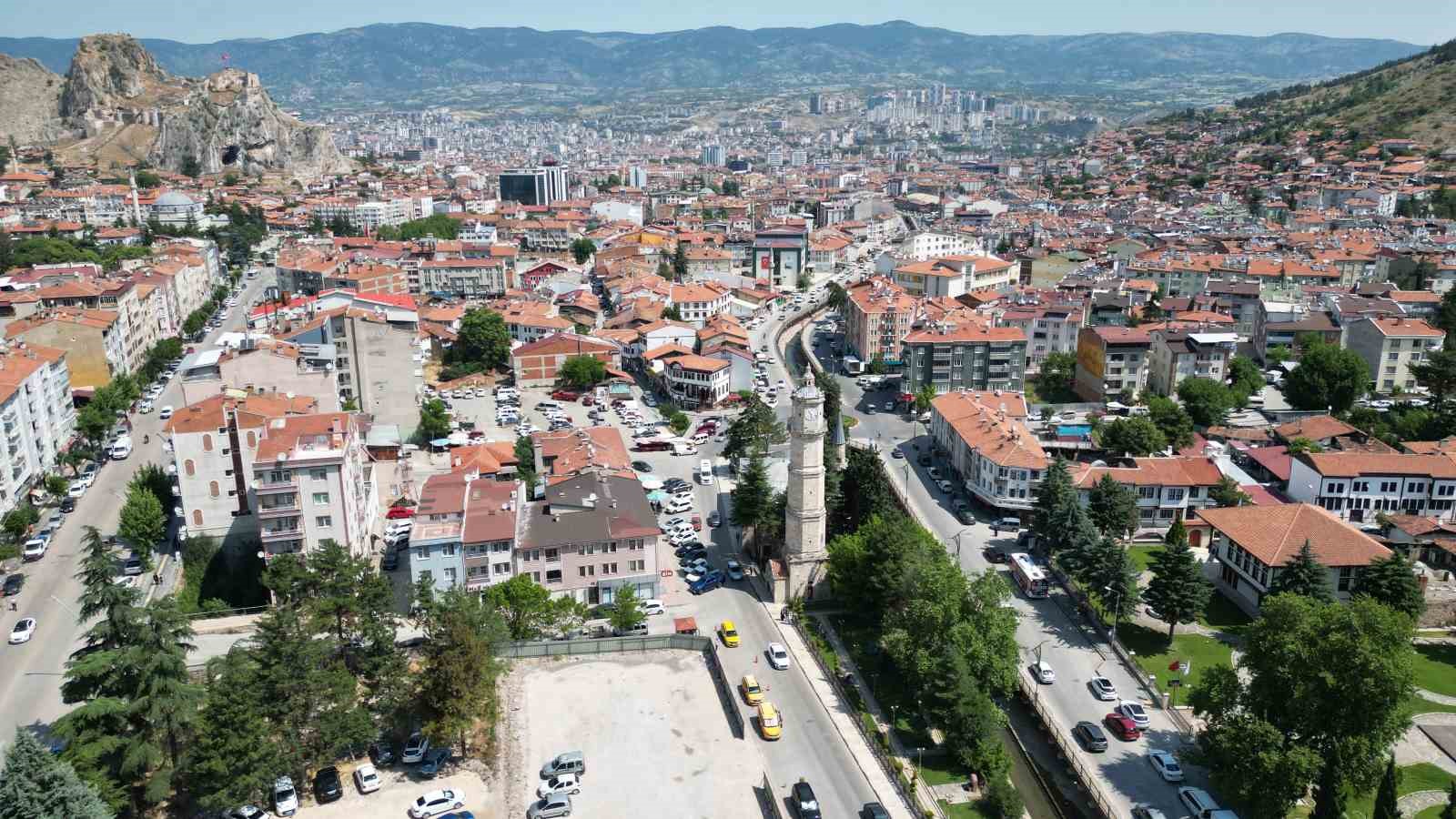Osmanlıca kitabe 1908 yılındaki selin acısını günümüze taşıyor 