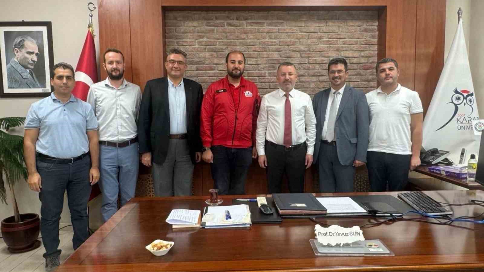 ABD’de roket yarışmasında dünya üçüncülüğü ile Türk bayrağını dalgalandırdılar 