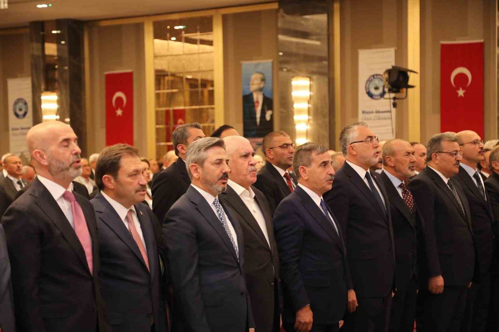 Bakan Işıkhan: 
