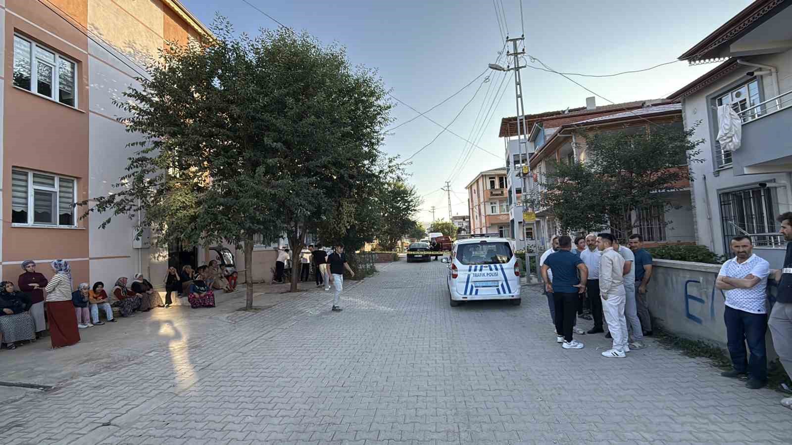 Erbaa’da otomobilin altında kalan 3 yaşındaki çocuk hayatını kaybetti 