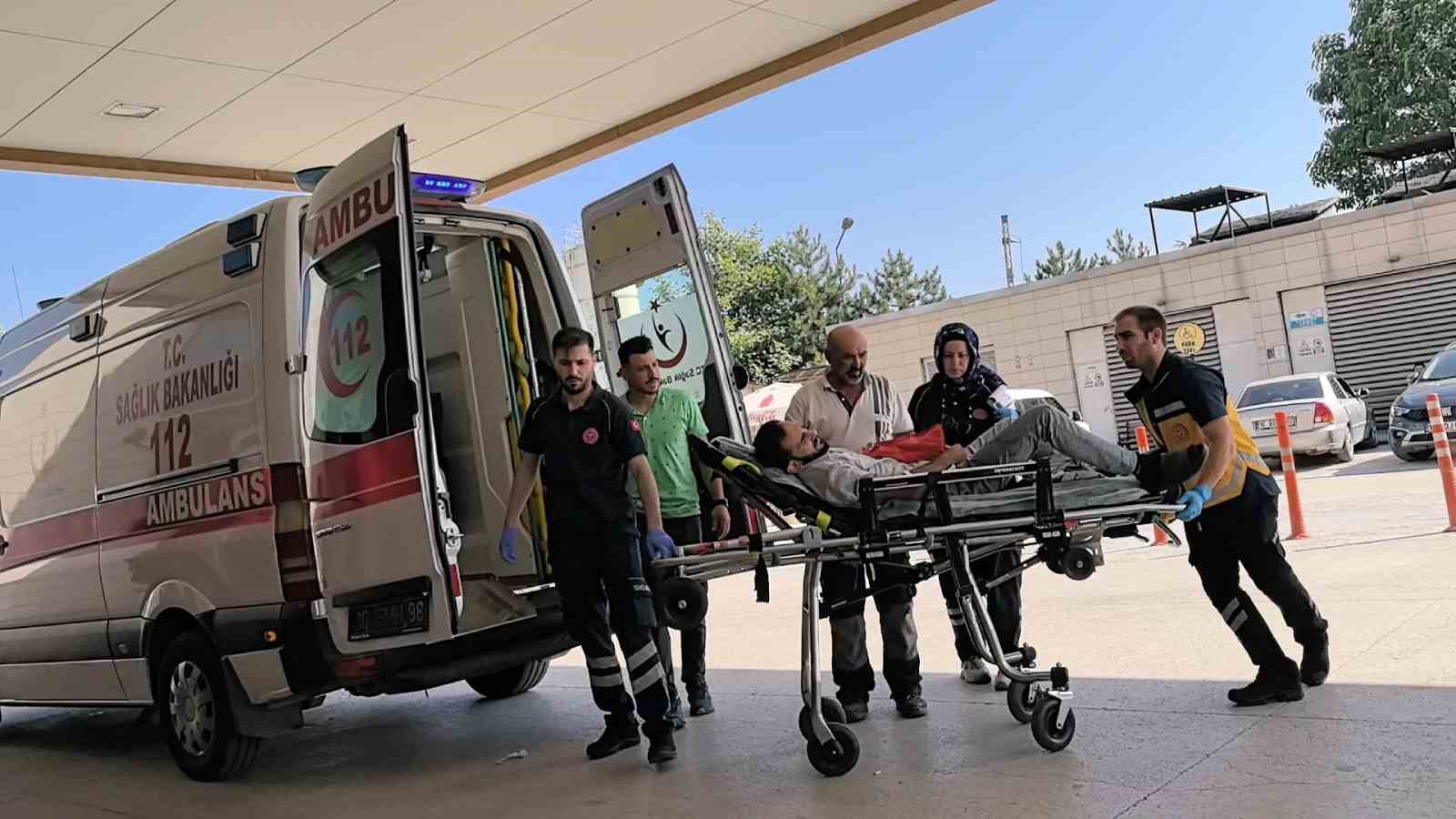 Kolunu makineye kaptıran işçi yaralandı 