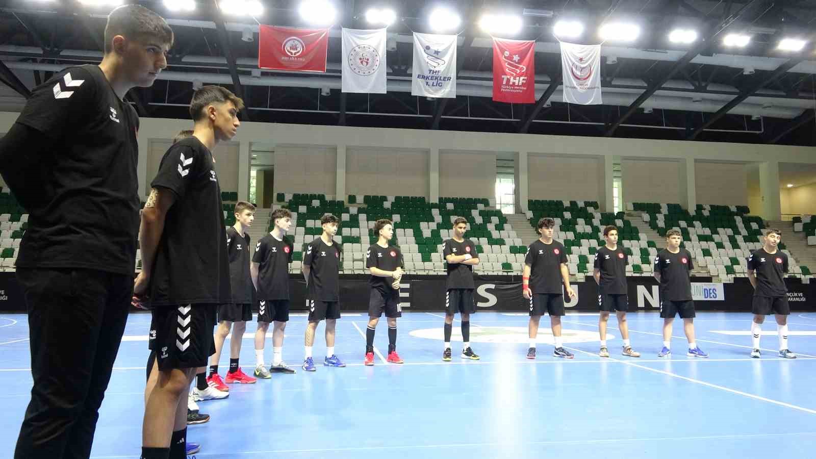 U16 Erkek Hentbol Milli Takımı, Avrupa şampiyonasına Giresun’da hazırlanıyor 