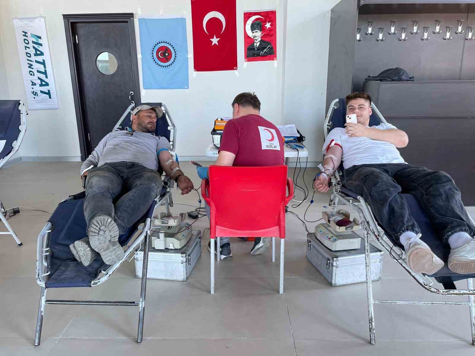 Madencilerden kan bağış kampanyasına ilgi 