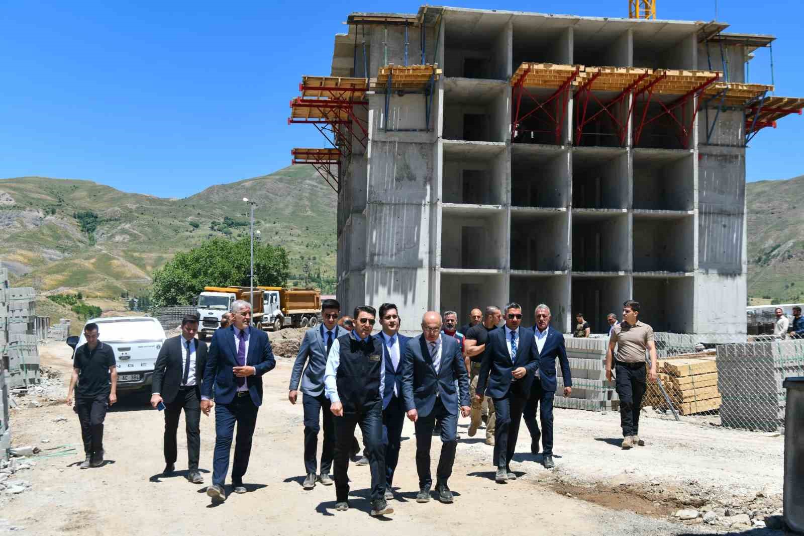 Tunceli’nin en riskli ilçesinde depreme dirençli 281 konutun yapımı sürüyor 