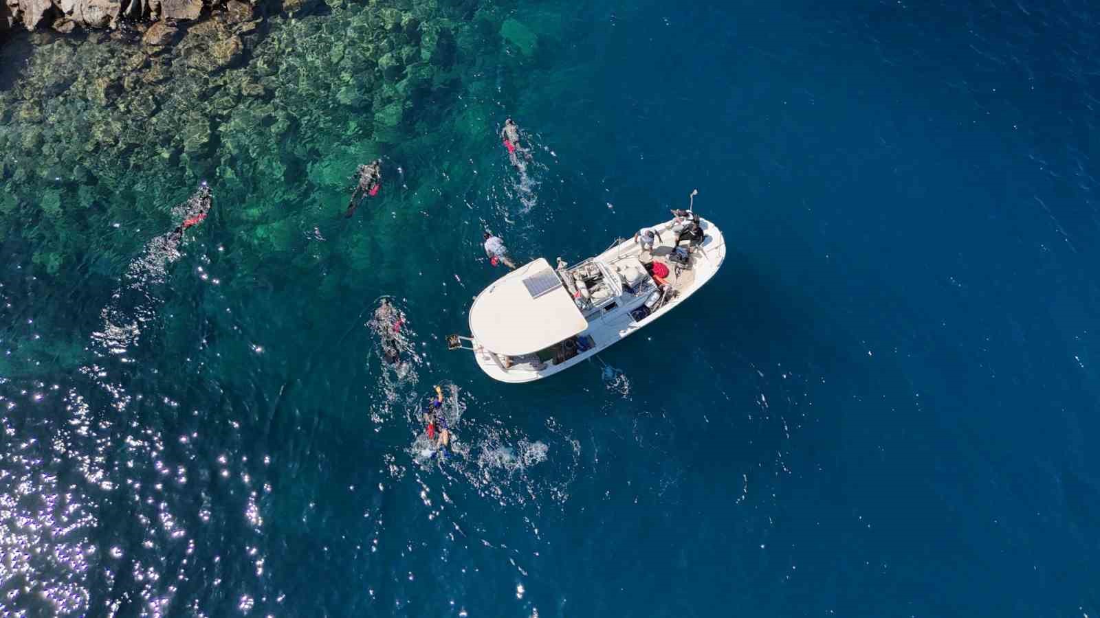 Deniz Dibi Temizliği Yalıkavak’ta devam etti 