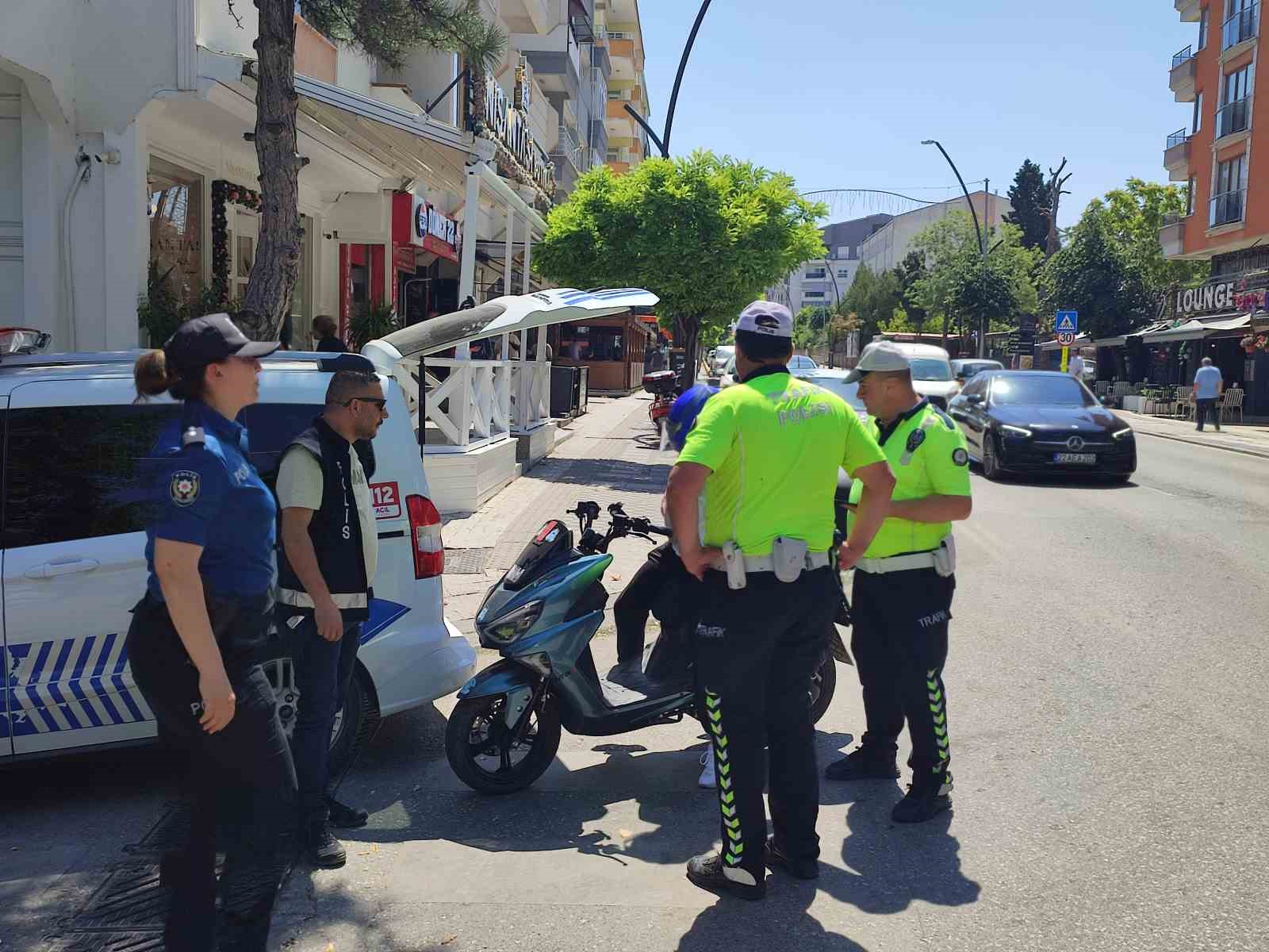 Keşan’da polisim yaptığı motosiklet denetiminde 134 bin 565 TL cezası kesildi 