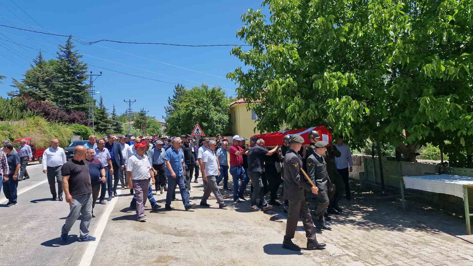 Kore Gazisi son yolculuğuna uğurlandı 