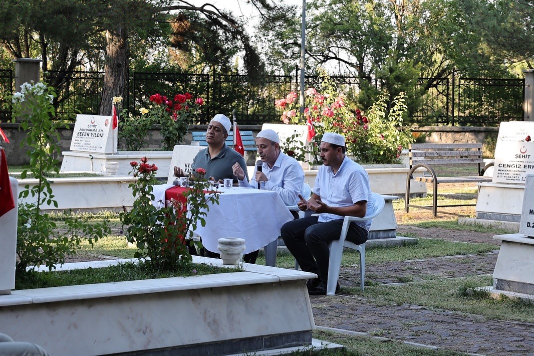 Kütahya’da şehitler için ’Kur’an-ı Kerim Tilaveti ve Mevlüt’ programı 