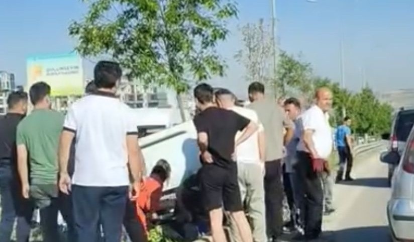Kontrolden çıktı böyle takla attı, kaza yapan çiftin burnu kanamadı 