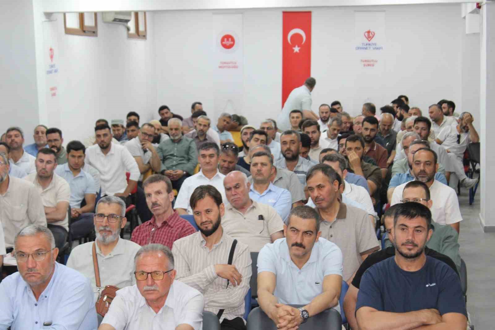Din görevlileri bağımlılıkla mücadelede sahaya iniyor 